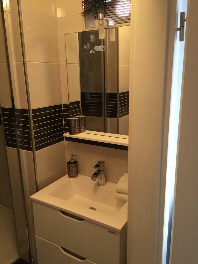 Apartments Moso Tučepi Eksteriør billede