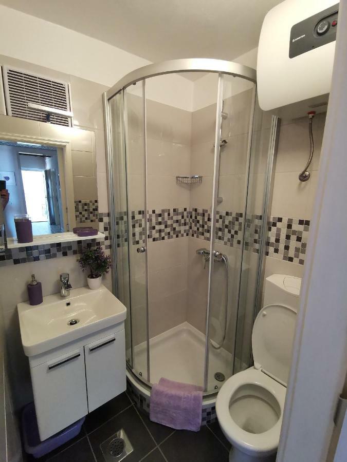 Apartments Moso Tučepi Eksteriør billede